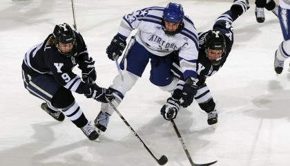 九游游戏在线玩-伊朗马术协会引入智能马鞍系统，实现实时数据监测与分析，提升骑乘体验。