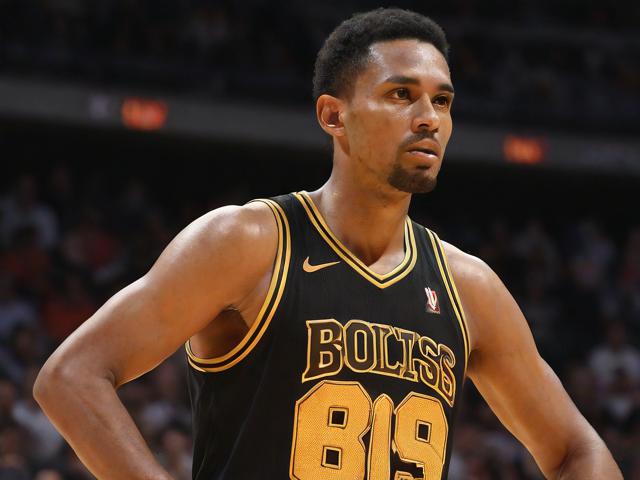 “九游app_ 历史传奇：NBA最伟大球员的黄金时代”，nba史上最伟大的十名球员