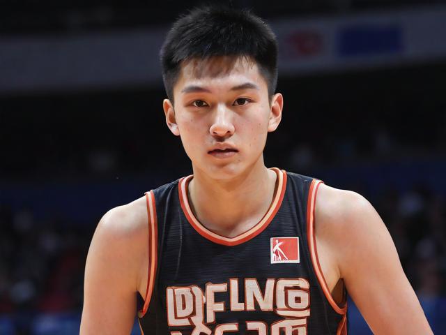 jiuyou.com_ 中国篮球新星崭露头角，年轻球员成为关注焦点，中国篮球运动员新星
