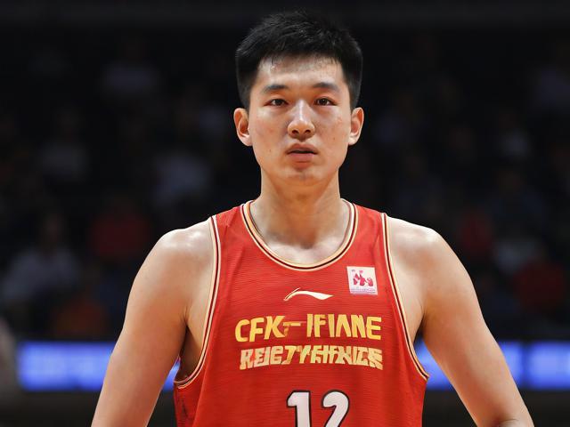 jiuyou.com_ 中国篮球运动员首次参加国际奥林匹克训练营，中国队篮球奥运